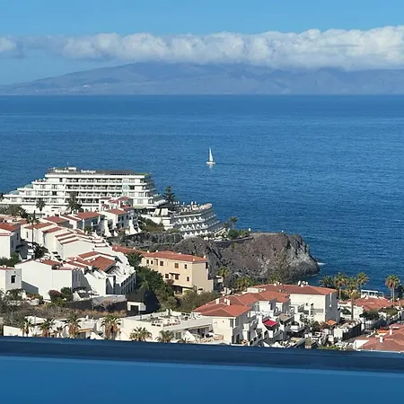 Aquasuites Luxury Penthouse A09