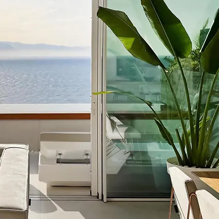 Διαμέρισμα Aquasuites Luxury Penthouse A09
