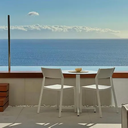 Aquasuites Luxury Penthouse A09 * Acantilado de los Gigantes